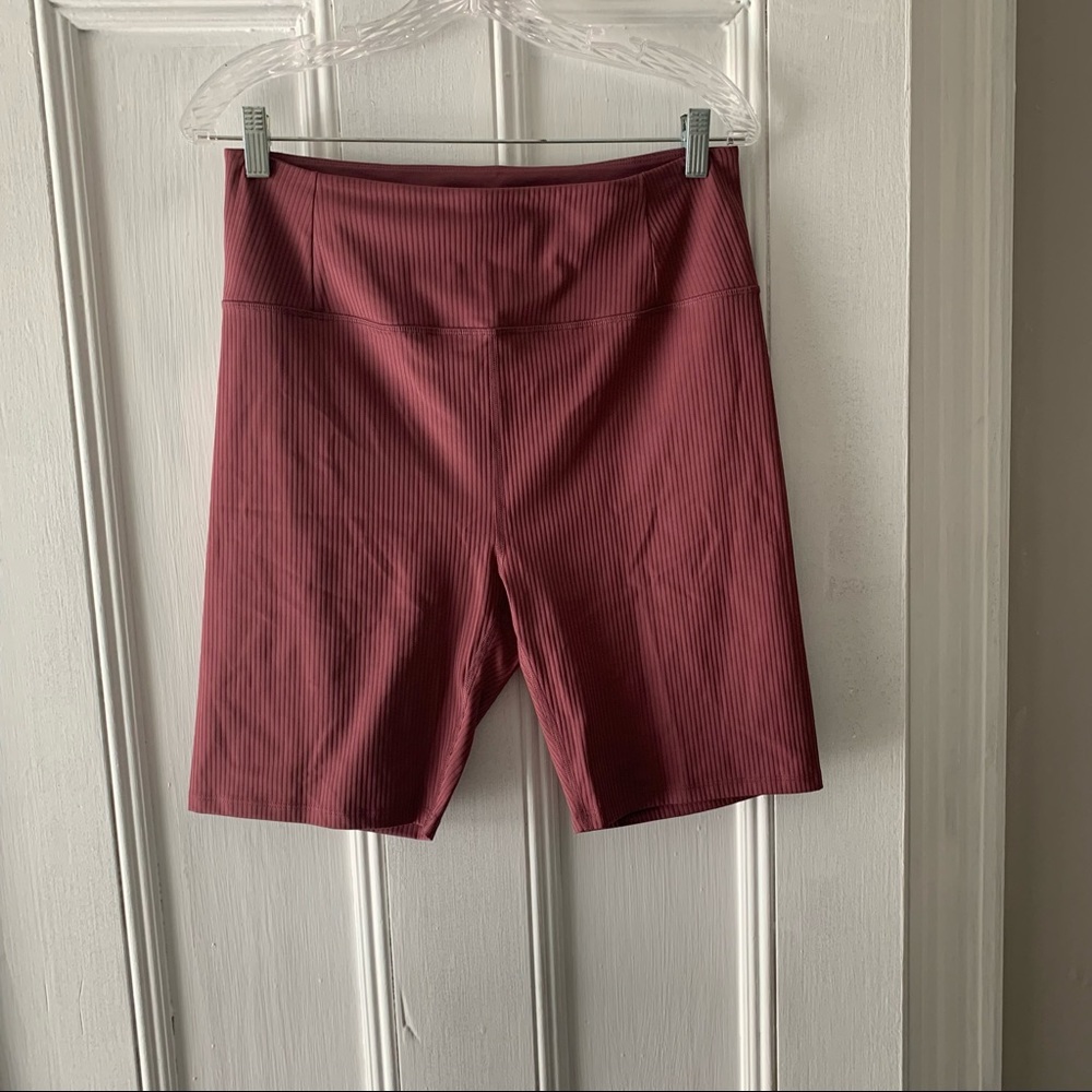 NWOT Girlfriend Collective Rib High Rise Bike Short